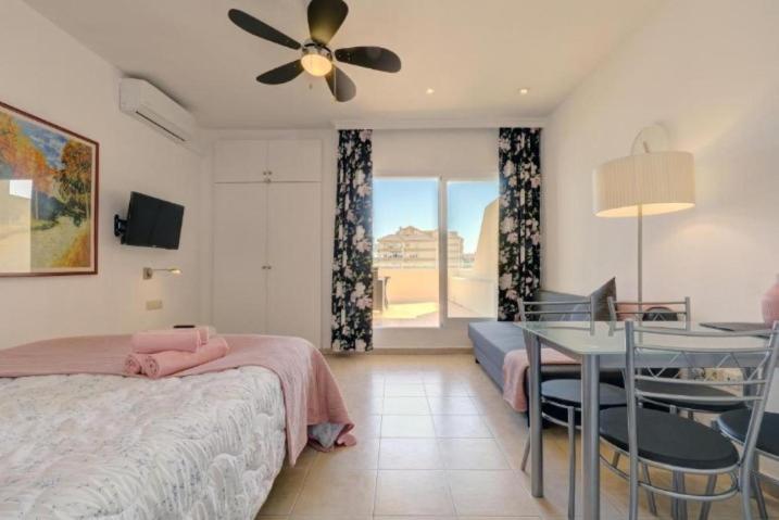 El Estudio De La Playa Benalbeach 324 Gran Terraza Vistas Al Mar Benalmádena Dış mekan fotoğraf