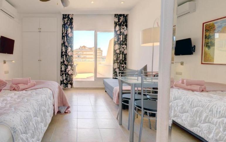 El Estudio De La Playa Benalbeach 324 Gran Terraza Vistas Al Mar Benalmádena Dış mekan fotoğraf